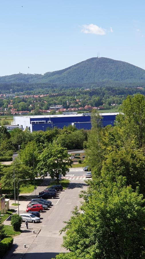 Apartamenty Podzamcze Wałbrzych Dış mekan fotoğraf
