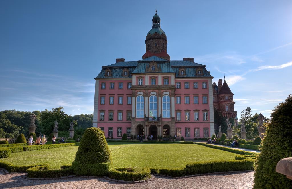 Apartamenty Podzamcze Wałbrzych Oda fotoğraf