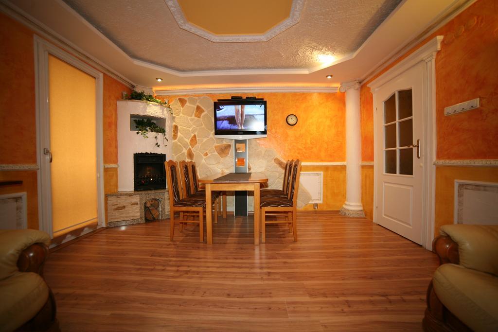 Apartamenty Podzamcze Wałbrzych Oda fotoğraf