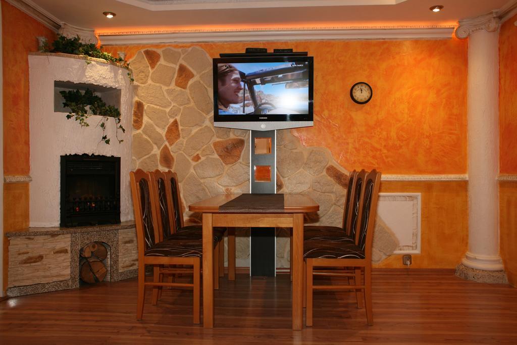 Apartamenty Podzamcze Wałbrzych Oda fotoğraf
